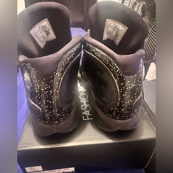 Jordan 13 Gold Glitter, - Picture 3 of 4